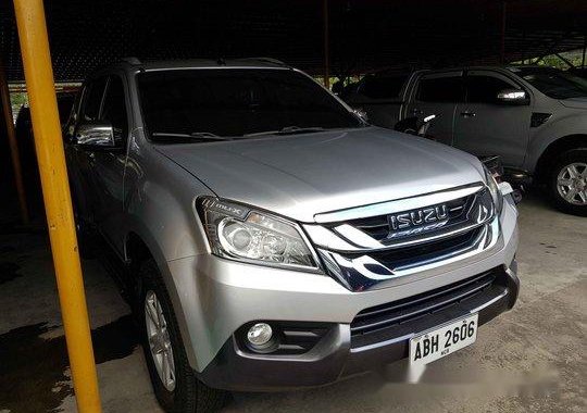 Sell Silver 2015 Isuzu Mu-X in Javier