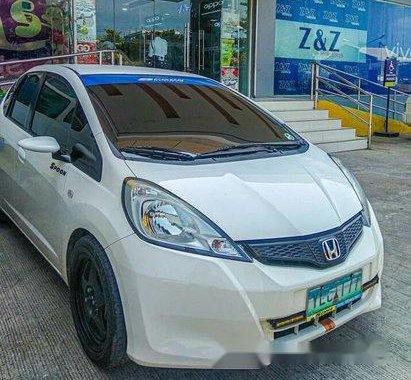 White Honda Jazz 2012 for sale in Manual