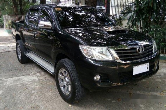 Black Toyota Hilux 2014 for sale in Quezon City 