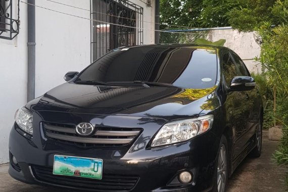Sell Black 2010 Toyota Corolla altis in Muntinlupa