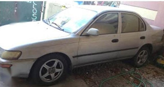 White Toyota Corolla 1994 for sale in Manual