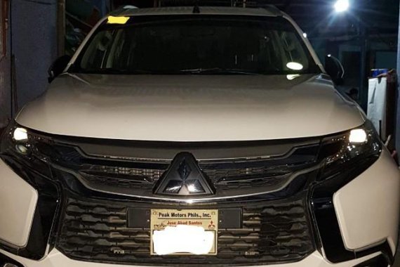 Sell Pearl White 2017 Mitsubishi Montero in Manila