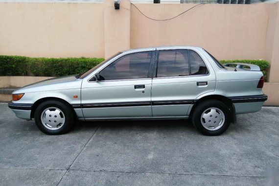 Selling Silver Mitsubishi Lancer 1990 in Manila