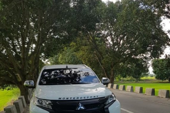 White Mitsubishi Montero 2017 for sale in Baliwag