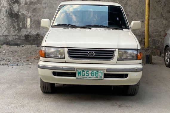 Pearlwhite Toyota Revo 1999 for sale in Manila