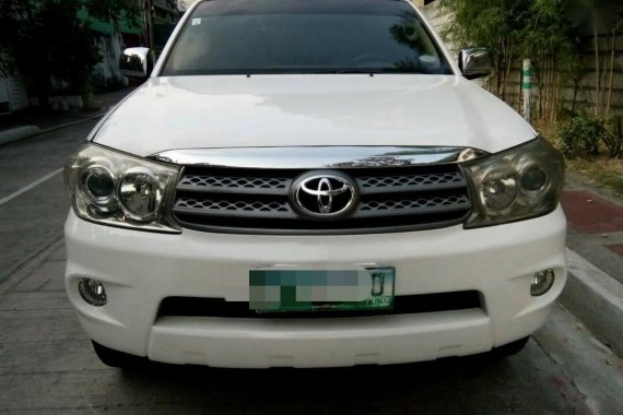 Selling White  Toyota Fortuner 2010 in Famy