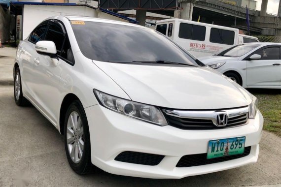 Selling White Honda Civic 2013 in Manila