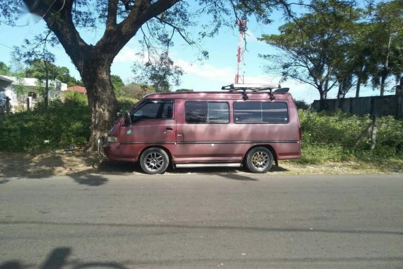 Selling Pink Hyundai Grace 0 in Manila