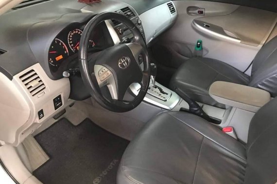 Silver Toyota Corolla altis 2013 for sale in Automatic