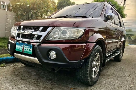 Selling Red Isuzu Crosswind 2013 in Meycauayan