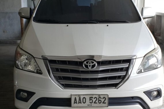 White Toyota Innova 2014 for sale in Manual