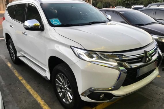 Pearl White Mitsubishi Montero Sport 2016 for sale in Manila