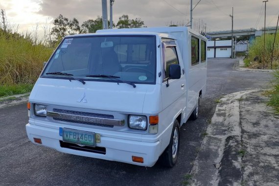 Sell Purple 2011 Mitsubishi L300 in Caloocan