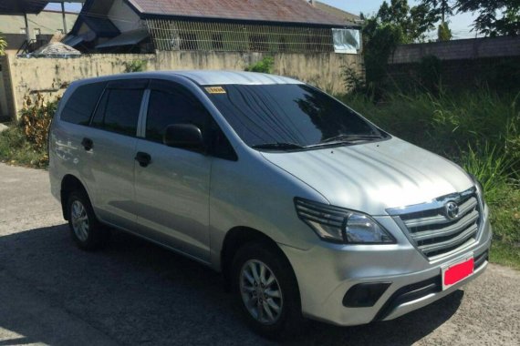 Sell 2014 Toyota Innova in Tarlac