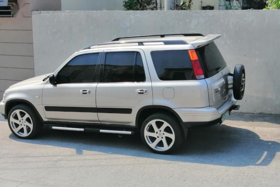 Silver Honda Cr-V 1997 for sale in Manila