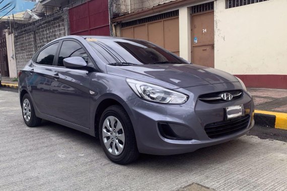 Selling Grey Hyundai Accent 2016 in Manila