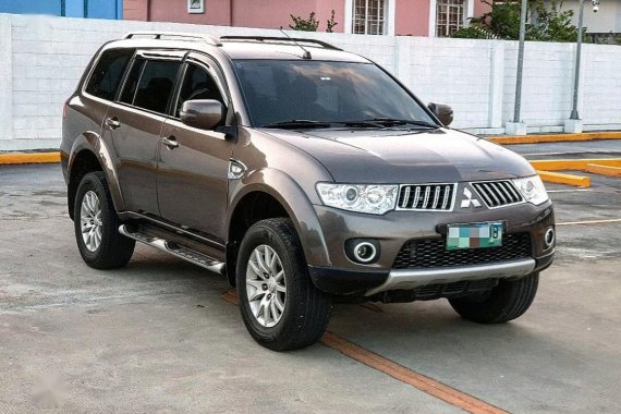 Brown Mitsubishi Montero 2013 for sale in Imus