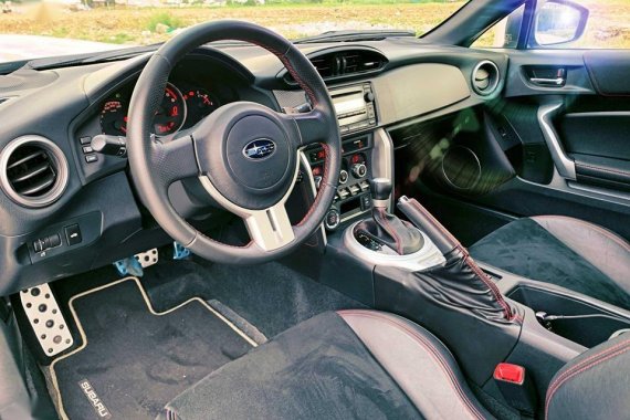 Selling Blue Subaru Brz 2016 Coupe / Roadster in Manila