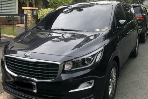 Sell Black 2007 Kia Carnival in Makati