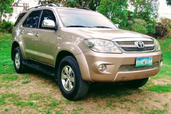 Toyota Fortuner 2006 for sale in Lucban