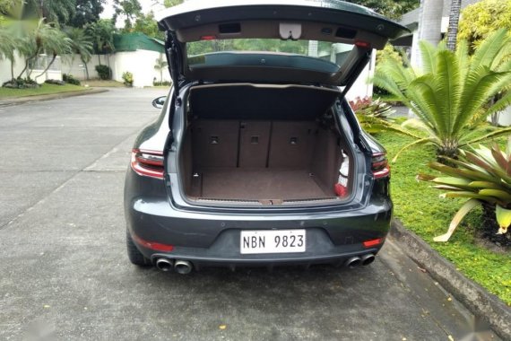 Sell Grey 2017 Porsche Macan in Angeles