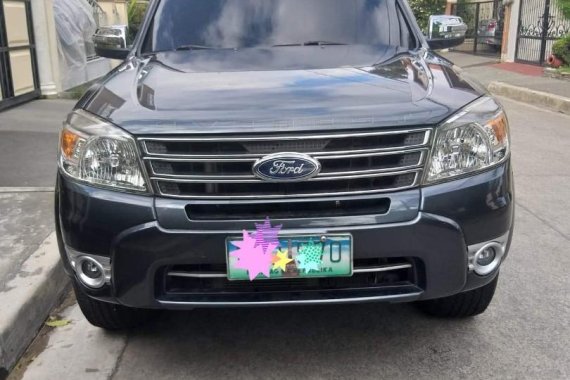 Black Ford Everest 2013 for sale in Automatic
