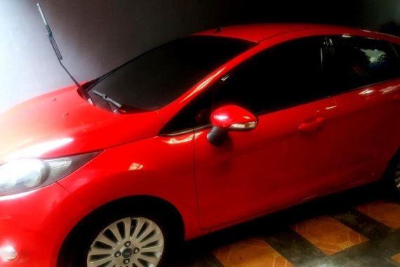 Red Ford Fiesta 2011 for sale in Manual