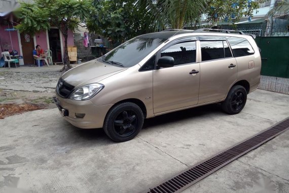 Sell Beige 2005 Toyota Innova in Quezon City