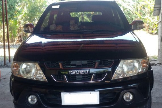 Black Isuzu Sportivo 2005 for sale in Automatic