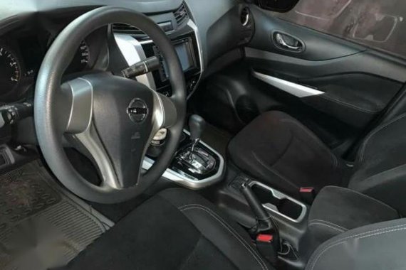 Sell 2015 Nissan Navara in Manila