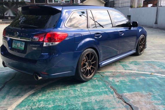 Selling Subaru Legacy 2010 in Manila