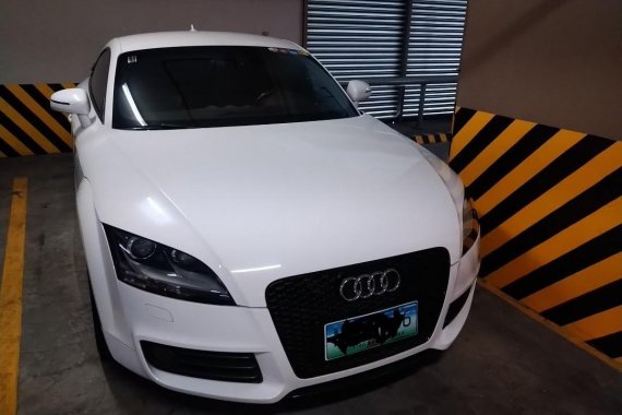 Sell White 2010 Audi Tt in Manila