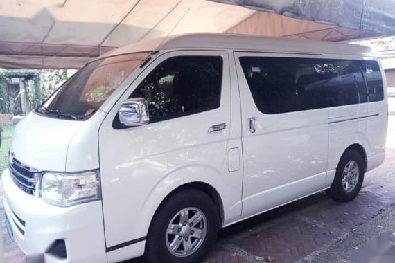 Pearl White Toyota Grandia 2013 for sale in Malabon