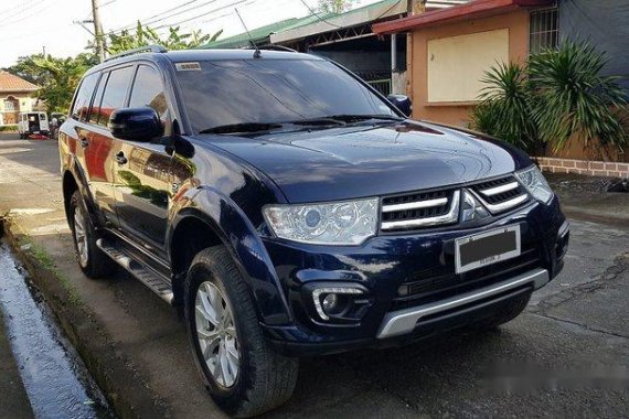 Sell Blue 2015 Mitsubishi Montero Sport at 55170 km