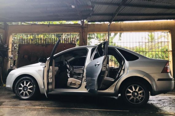 Sell Silver 2006 Ford Focus in Pasig