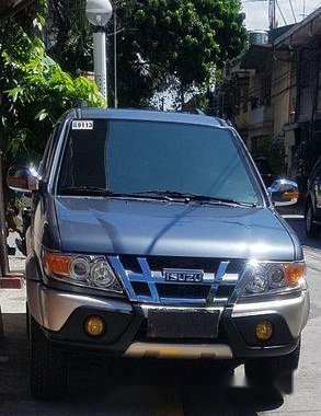 Sell Grey 2010 Isuzu Crosswind at 48000 km