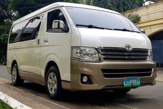 Selling White Toyota Hiace 2014 in Quezon City