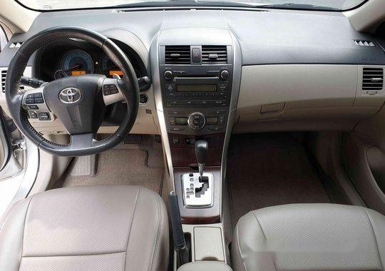 Sell Silver 2013 Toyota Corolla Altis in Las Pinas 