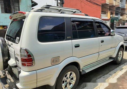 Sell White 2004 Isuzu Crosswind at 72000 km 