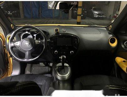 Yellow Nissan Juke 2016 at 21000 km for sale 