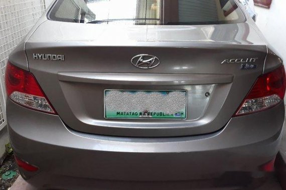 Selling Hyundai Accent 2011 in Manila