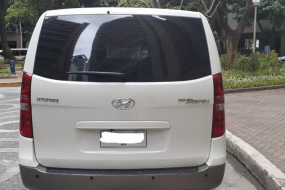 Sell 2014 Hyundai Grand Starex in Mandaluyong