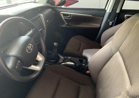 Selling White Toyota Fortuner 2018 in Quezon City