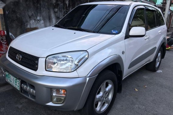 Selling Toyota Rav4 2000 in Quezon City