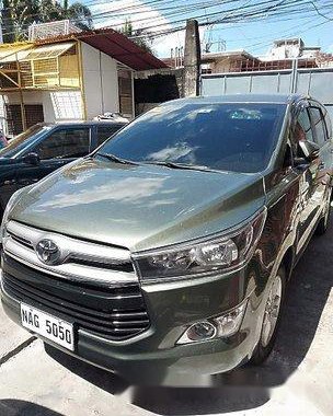 White Toyota Innova 2017 for sale in Quezon City