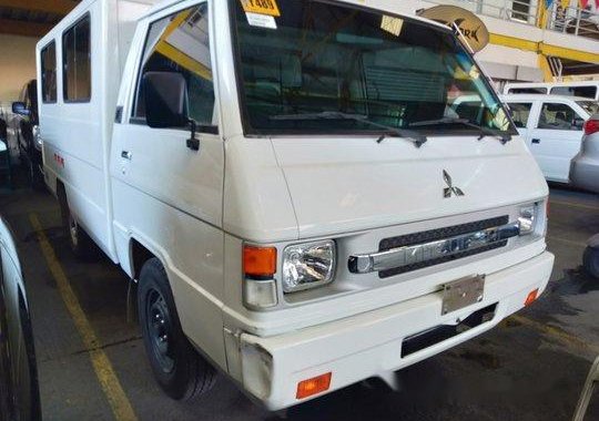 White Mitsubishi L300 2018 for sale in Quezon City