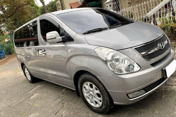 Selling Silver Hyundai Grand starex 2014 in Quezon City
