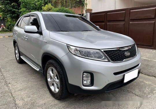 Selling Silver Kia Sorento 2014 at 52400 km