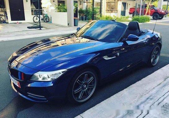 Selling Blue Bmw Z4 2014 at 22000 km