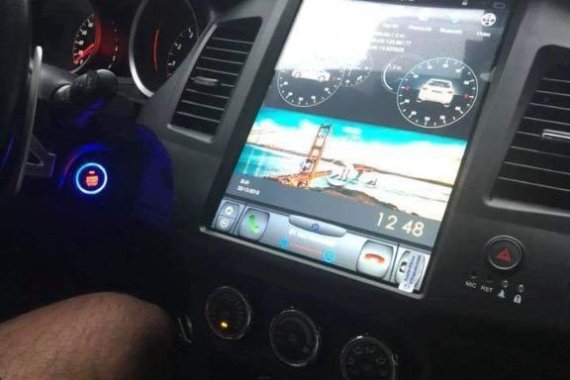 White Mitsubishi Lancer 2010 for sale in Automatic